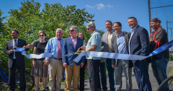 philadelphia officials lined up and cutting the ribbon to open the K&T Trail extension