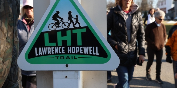 Group walk on New Jersey's Lawrence Hopewell Trail | Photos by Sonia Szczesna